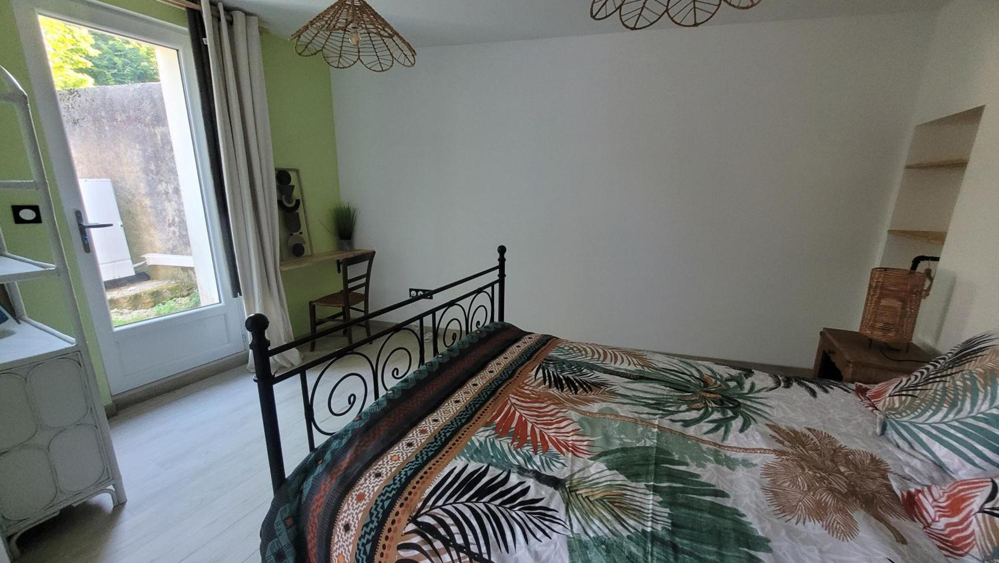 Le Truc En Plus, Accessibles Pmr, Appartement 45 M2 Mitoyen Dans Une Maison Avec Un Autre Appartement Guerard Exterior photo