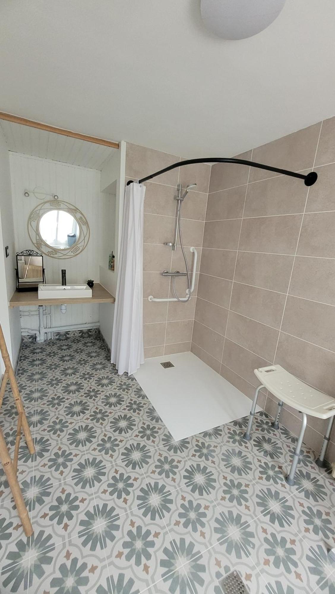 Le Truc En Plus, Accessibles Pmr, Appartement 45 M2 Mitoyen Dans Une Maison Avec Un Autre Appartement Guerard Exterior photo